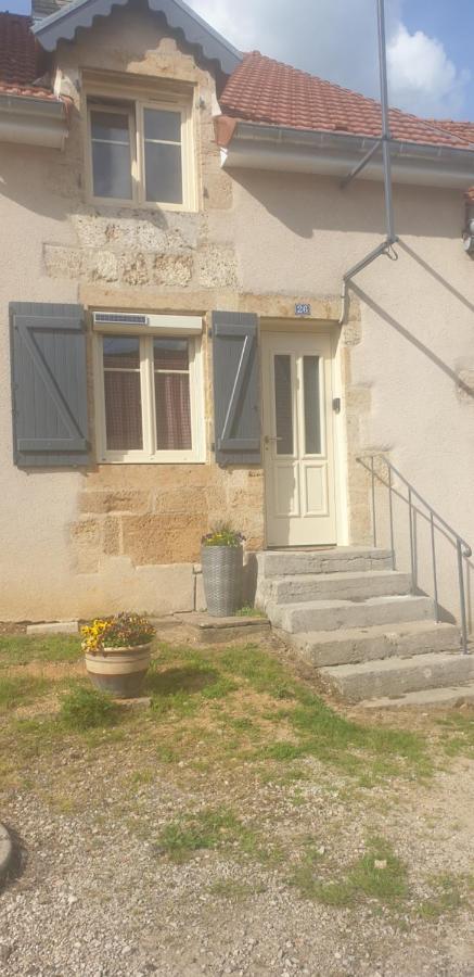 Chez Émile logement entier 2 chambres jardin privé Humes-Jorquenay Buitenkant foto