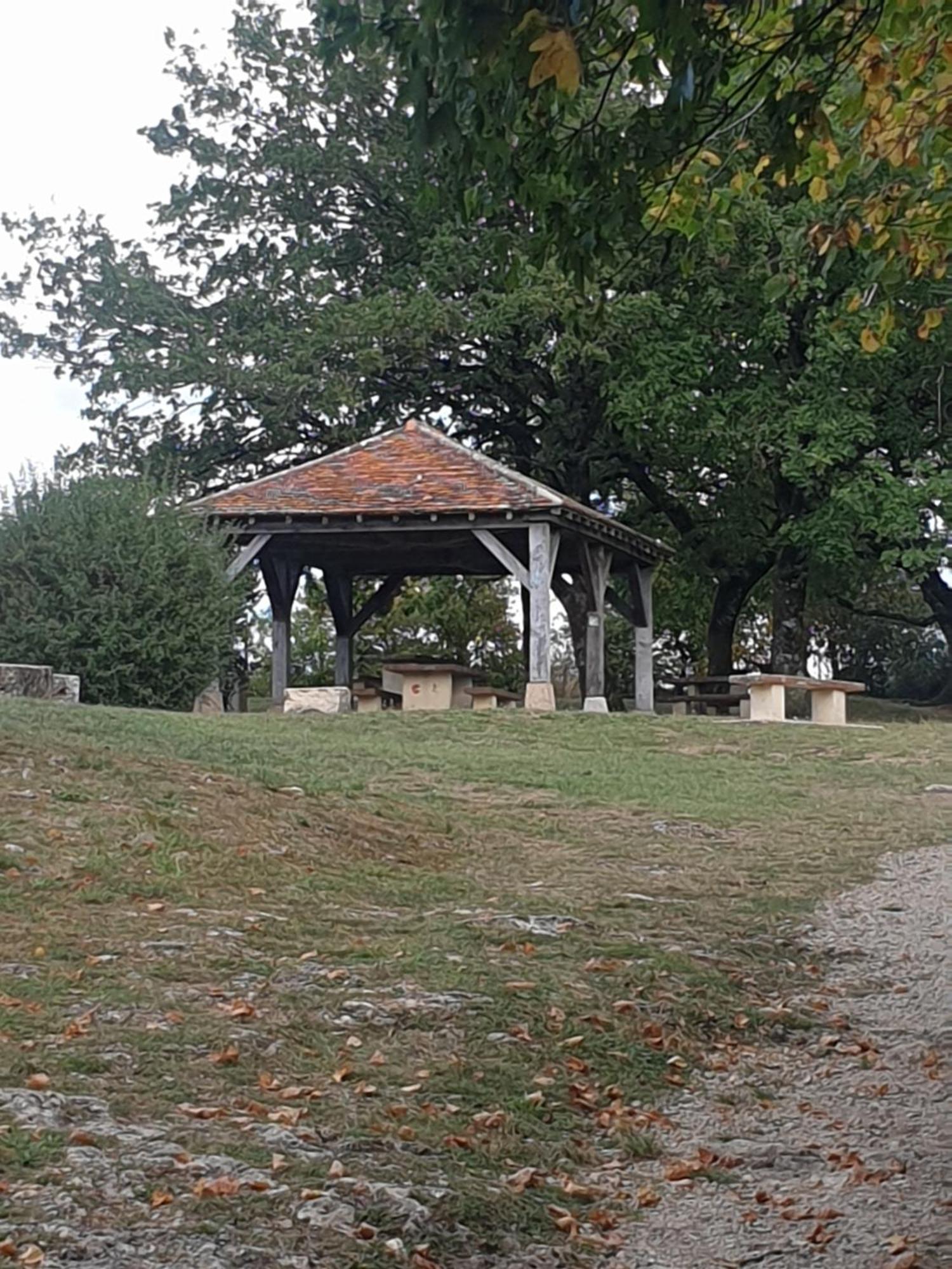 Chez Émile logement entier 2 chambres jardin privé Humes-Jorquenay Buitenkant foto